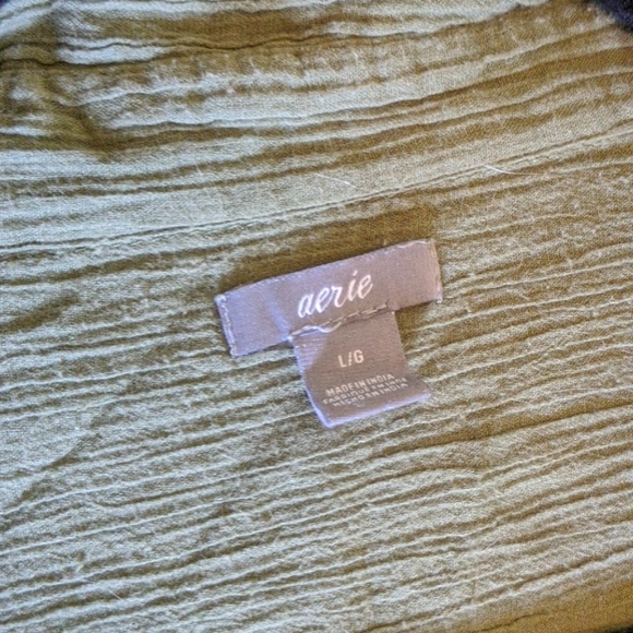 Aeries beachy button up - Picture 2 of 2